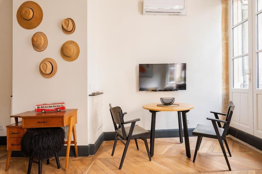 Appartement Milan, Centre Historique Et Climatise, 1er *