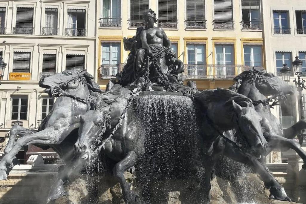 Appartamento Milan, Centre Historique Et Climatise, 1er