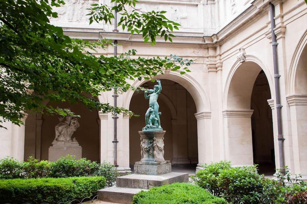 Milan, Centre Historique Et Climatise, 1er Appartement *